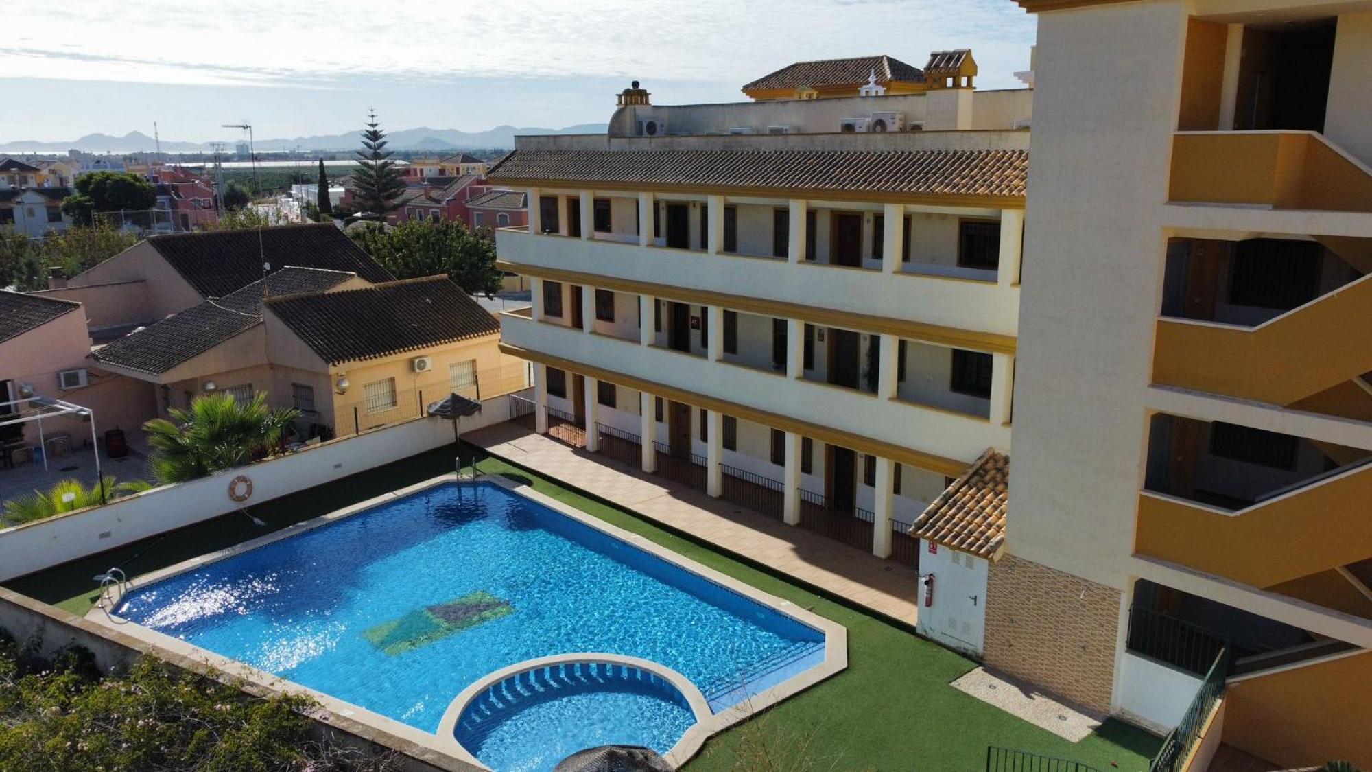 Holidoo Travel "Roda 8" Bagian luar foto